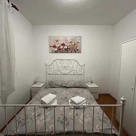 Apartman Petra คาชเตลา ภายนอก รูปภาพ